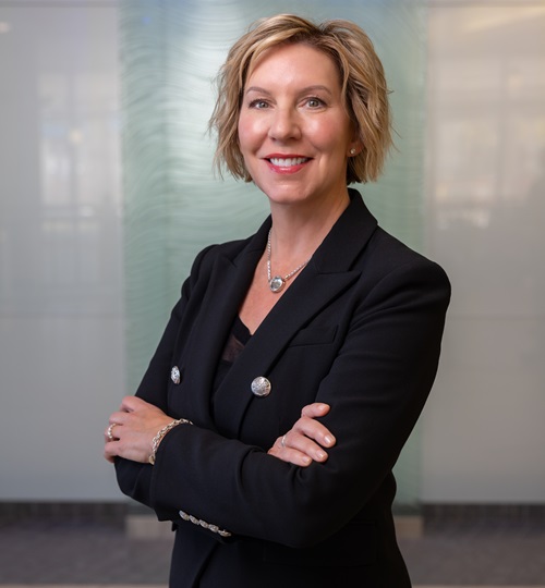 Photo of Stefanie Peters